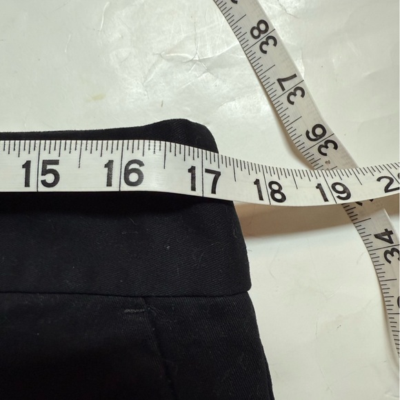 Loft The Riviera Black Twill Shorts Size 10 - Picture 6 of 8